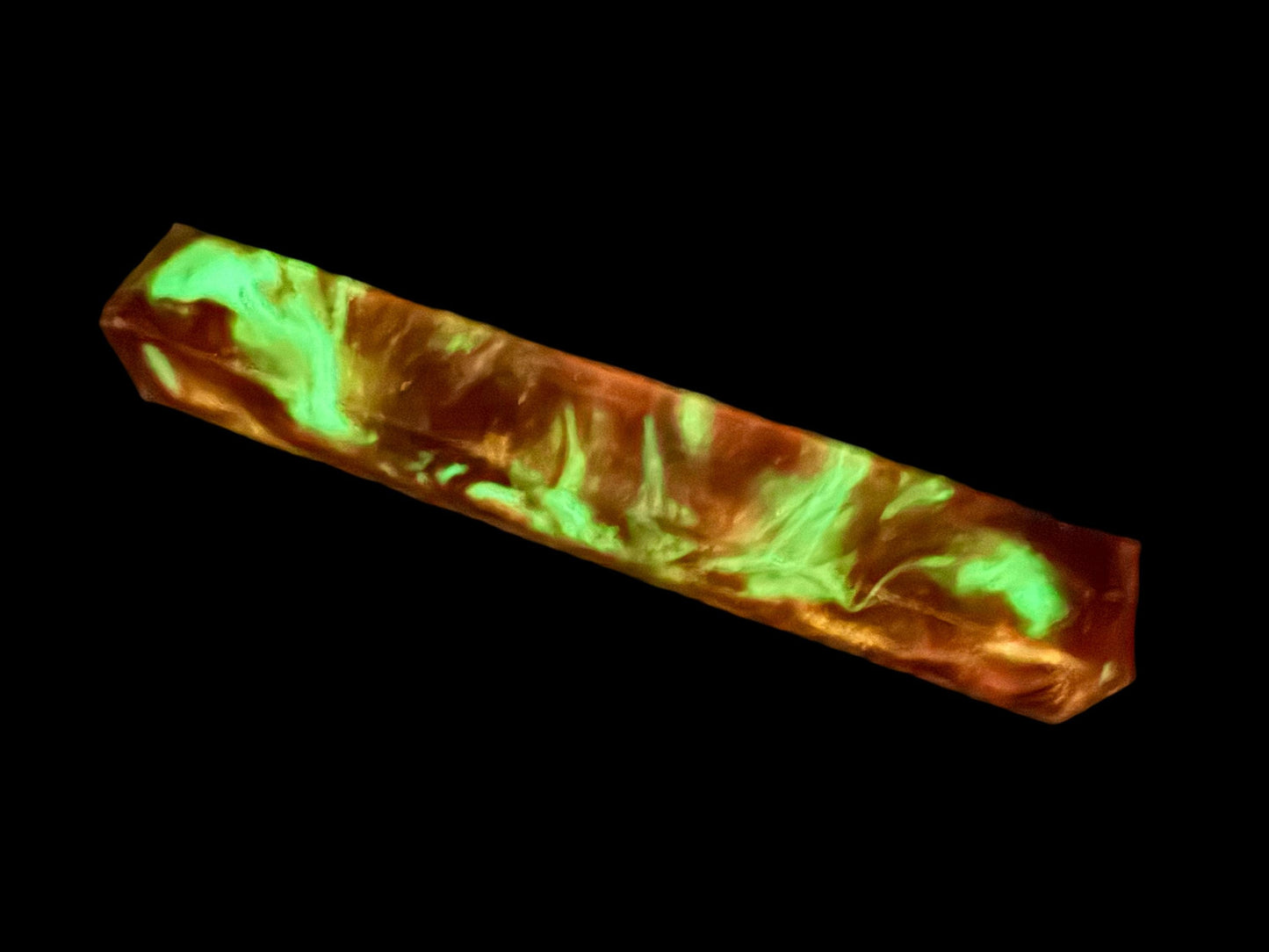 TRANSPARENT Pen Turning Blank, Alumilite Resin, Glow in the Dark, Dragons Blood